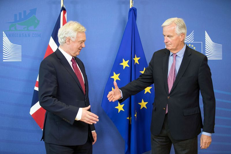 Sự kích thích, đàm phán Brexit đè nặng lên thị trường châu Á